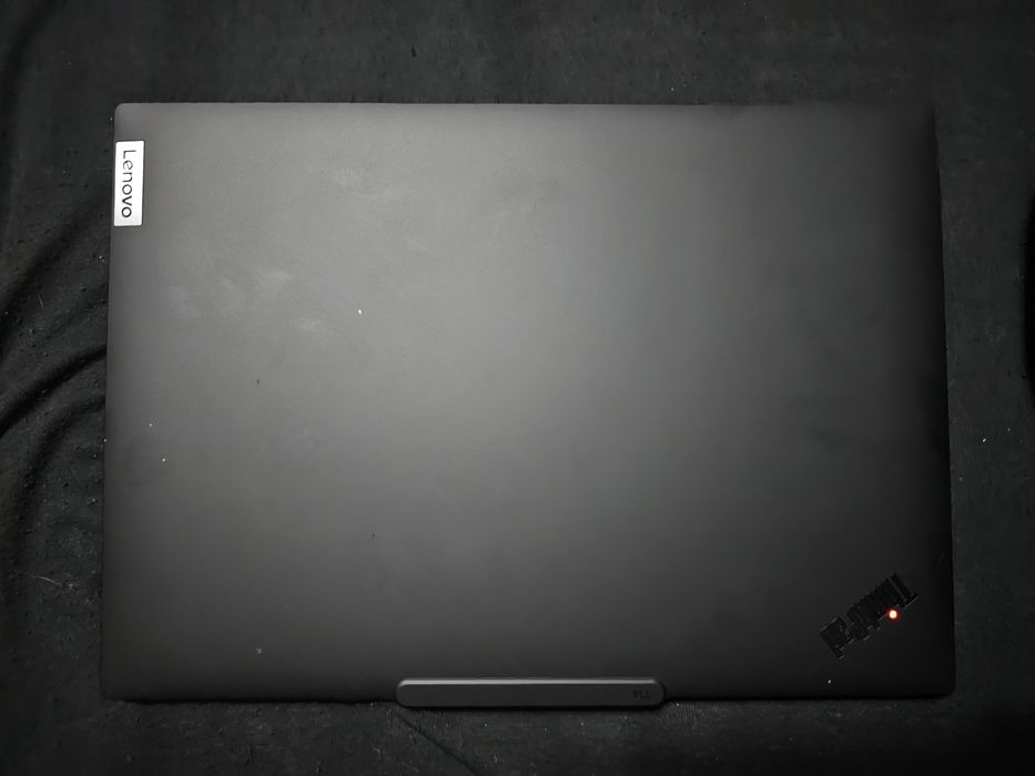Lenovo ThinkPad T14 Gen 5 14” Touchscreen – Ryzen 7 8840U / 16GB / 512GB SSD