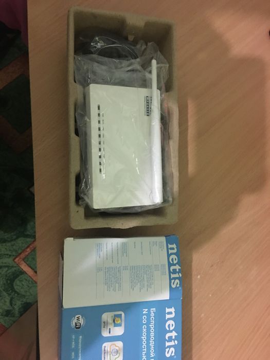 Роутер Netis WF2411E