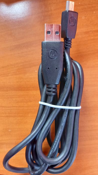 Motorola Razr (good condition)63824718146817123