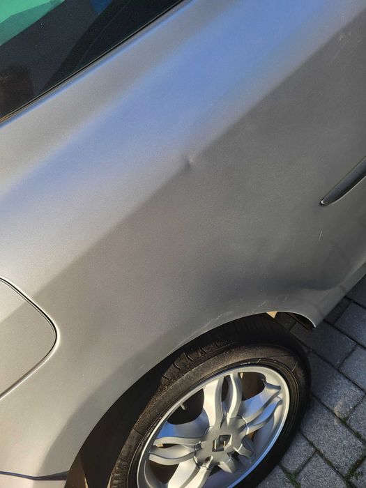 Carro impecável, 1 dono, praticamente novo