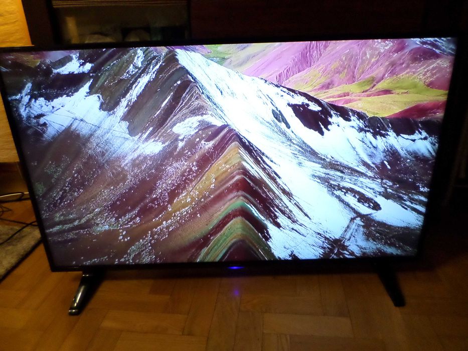 Telewizor SHARP 43 cale