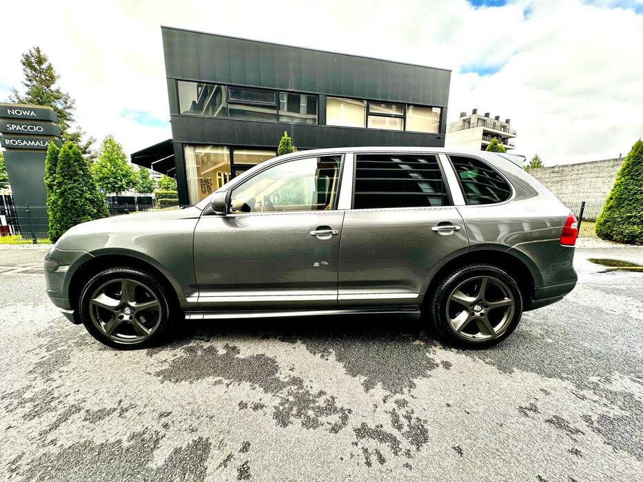 Porsche Cayenne — fotografia 11
