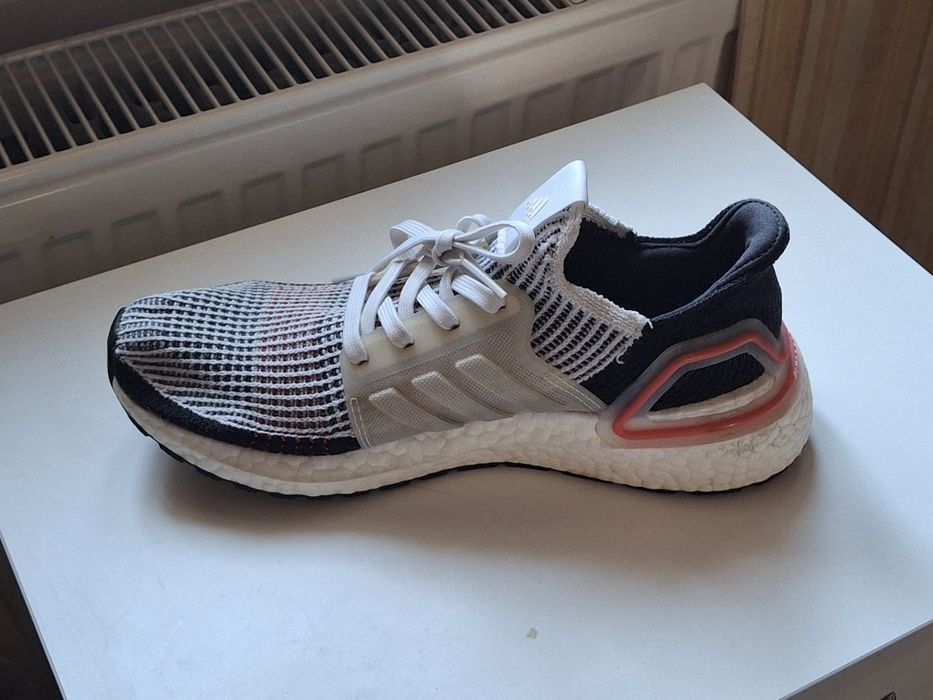 Кросівки бігові Adidas