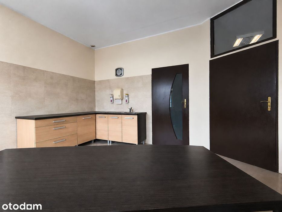 Na sprzedaż lokal użytkowy-28 m2