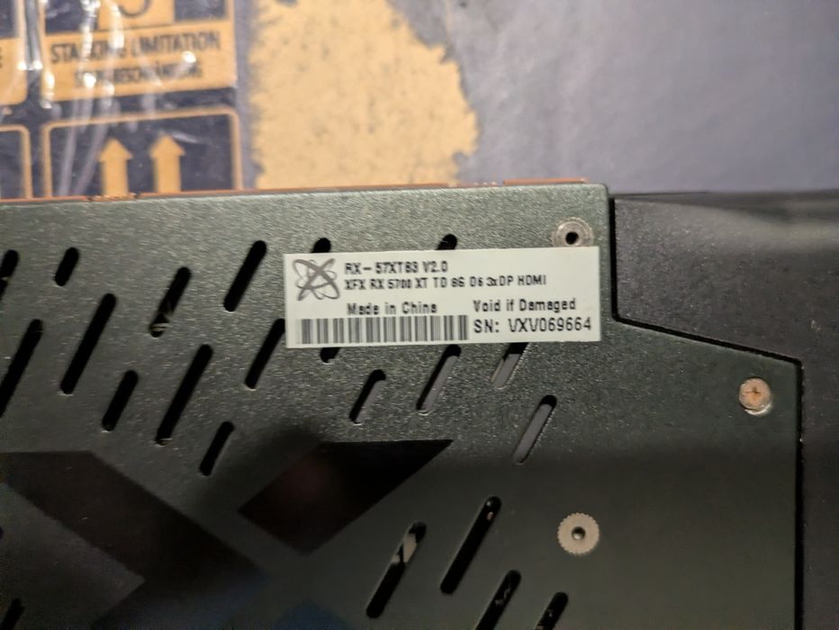AMD RX 5700 *avariada*