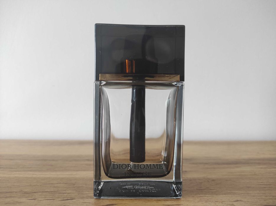 Pusta butelka po męskim perfumie