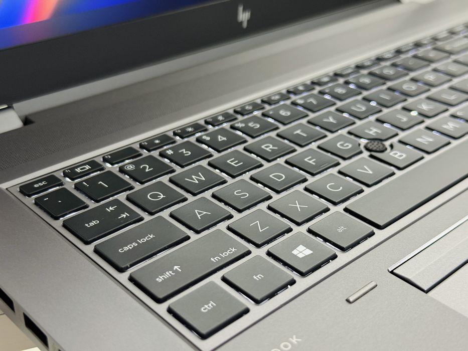 Інженерний HP ZBook Fury 17.3" G7 | NVIDIA 4Gb | i7-10850H | 16Gb RAM 512Gb SSD
