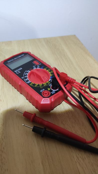 Multimetr cyfrowy