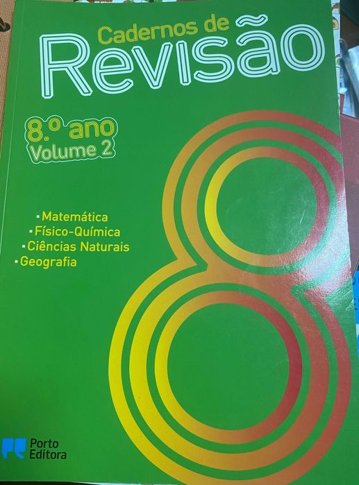 livros de revisões 8º ano- todas as disciplinas - NOVOS