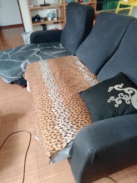 Sofá com Chaise Long