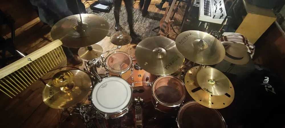 Gretsch Catalina Club Jazz + Pratos Istanbul + Hardware e Pedal duplo