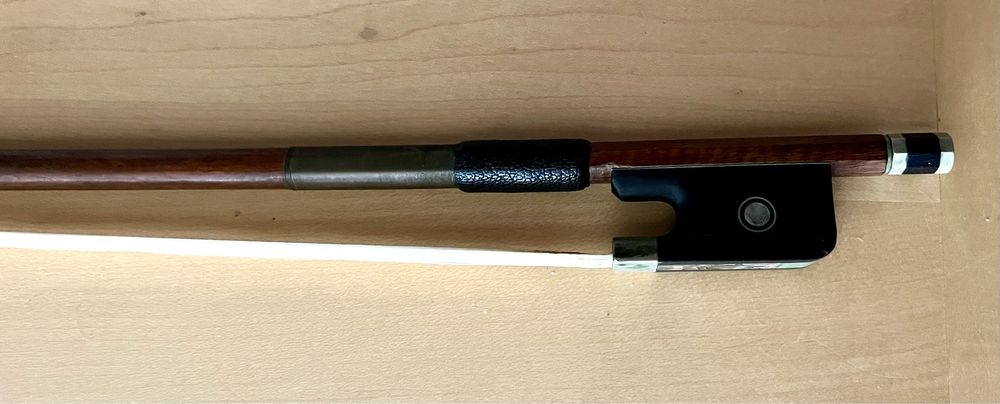 Arco de Violoncelo [madeira]