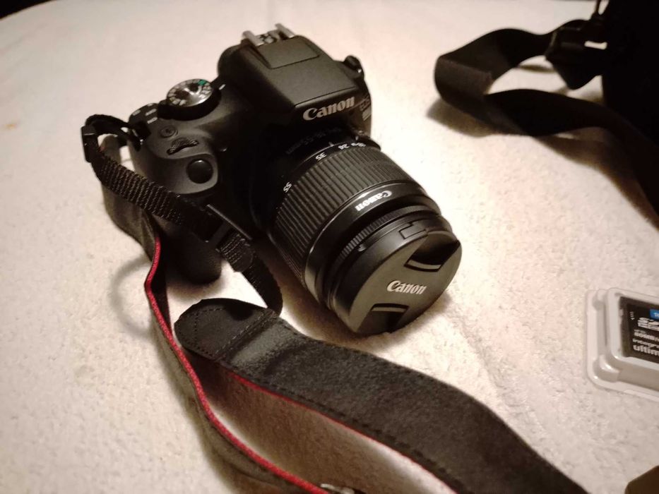 Máquina fotográfica EOS 2000D Canon