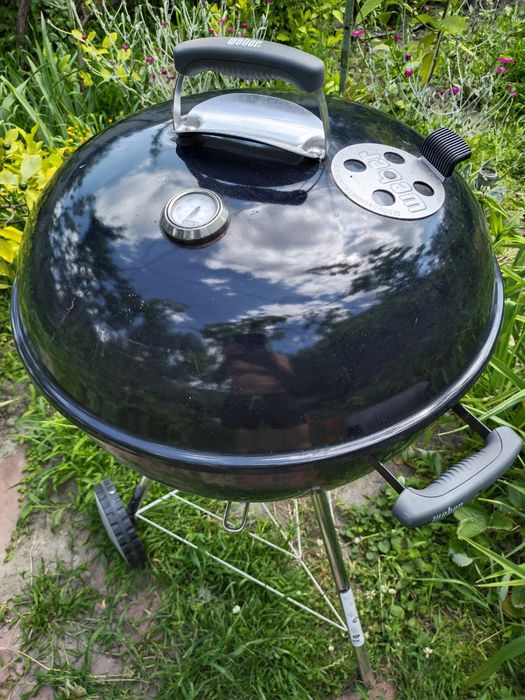 Продам гріль - барбекю Weber Master-Touch GBS E-5