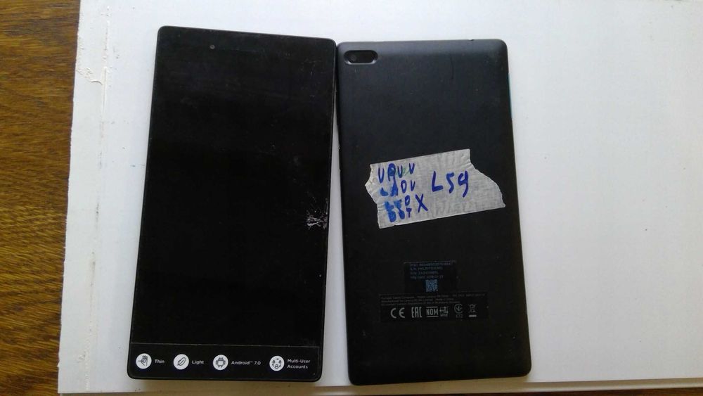 Tablet Lenovo TB-7304L L59
