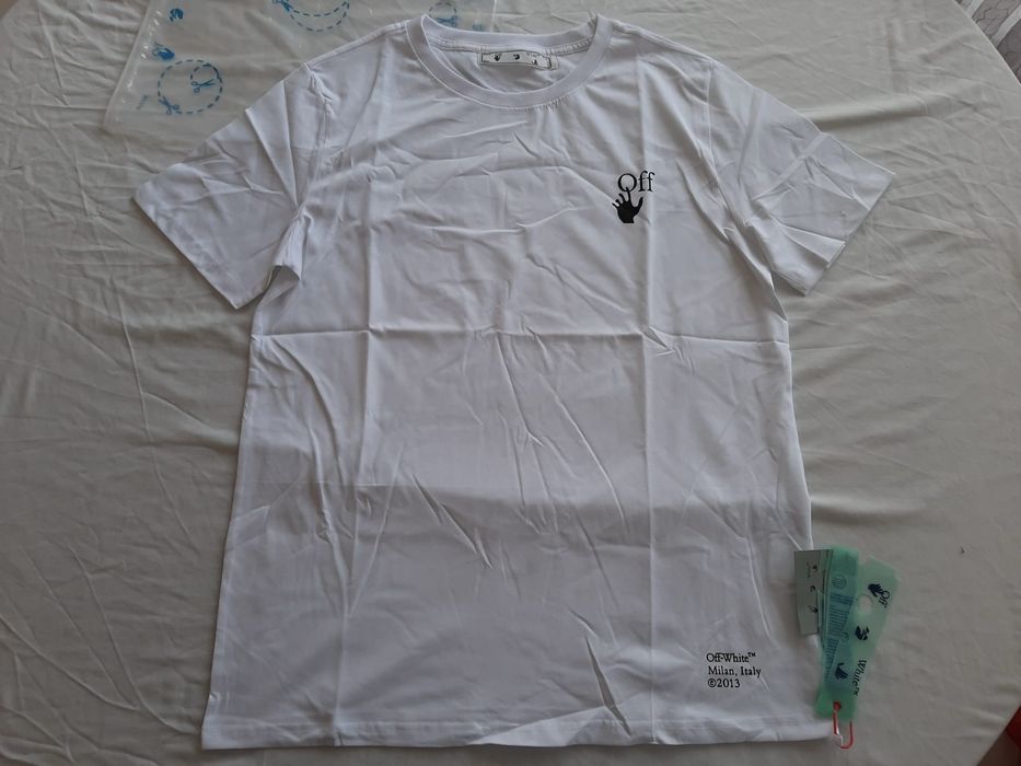 T-shirt off white branca