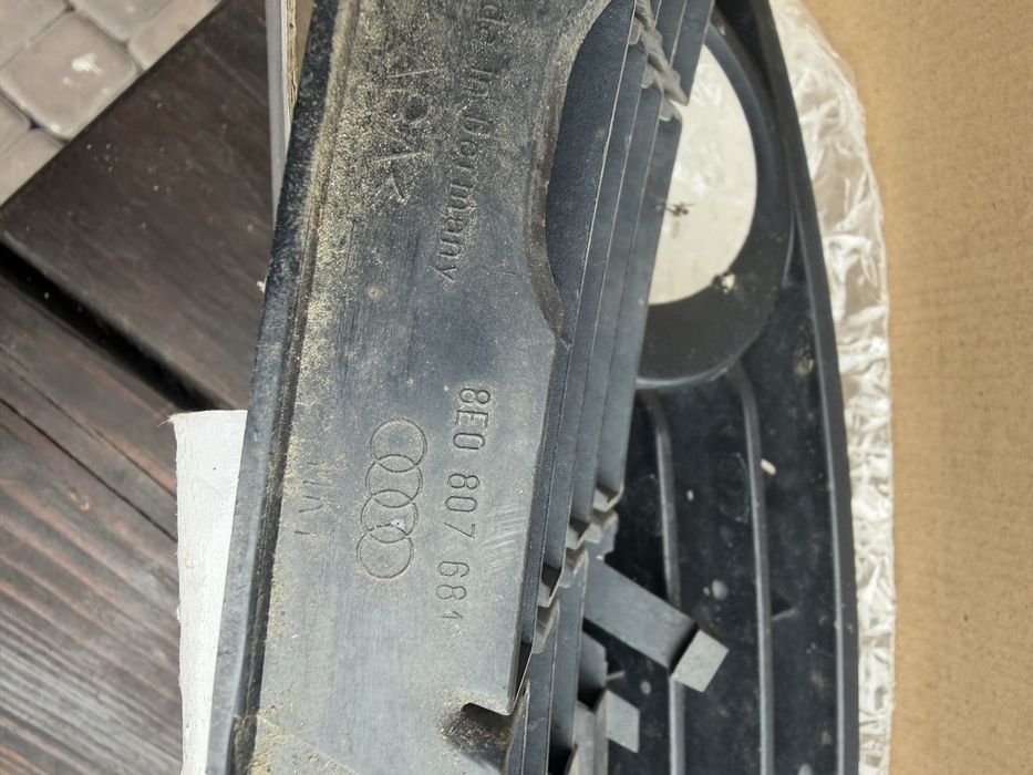 Audi a3 8 p 2005r. Kratki halogenow