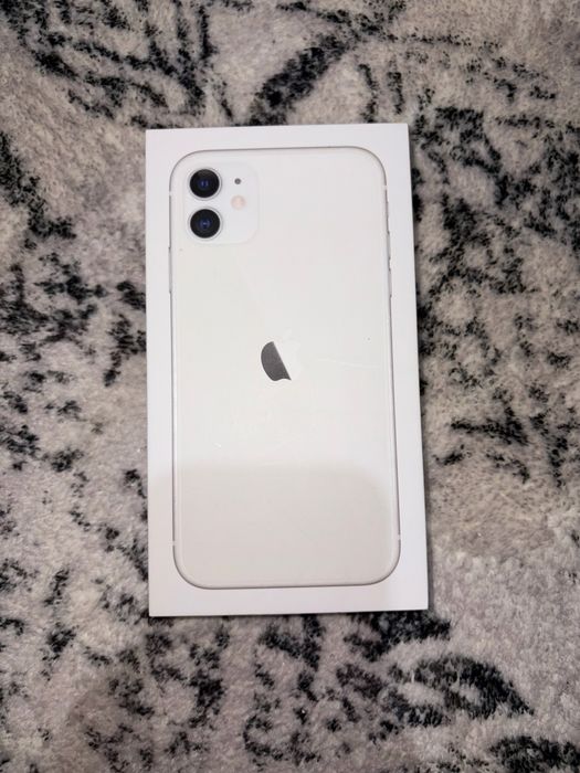 iPhone 11 64GB Branco