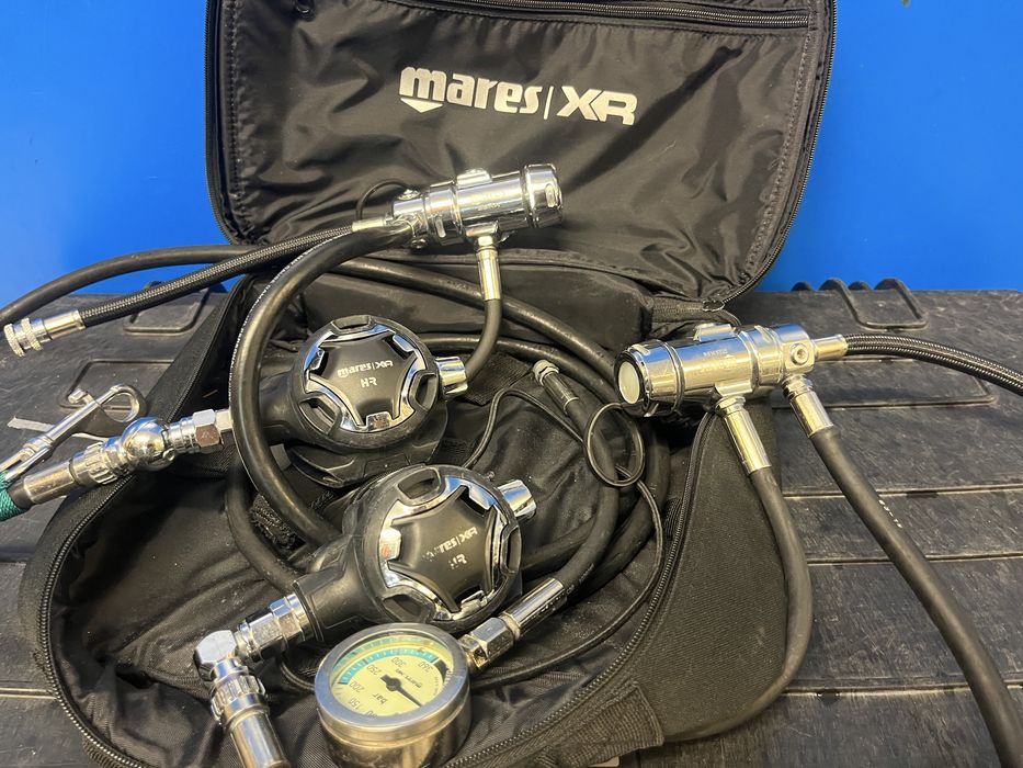 Reguladores Mares 28XR  Conjunto SideMount