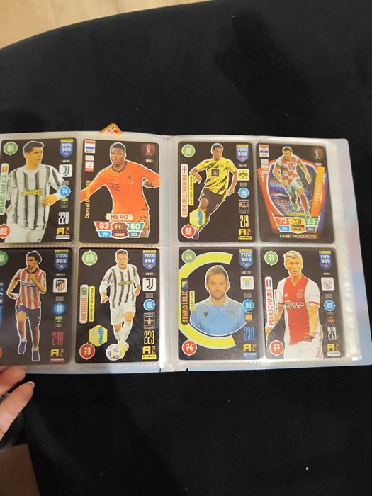 Album i karty piłkarskie