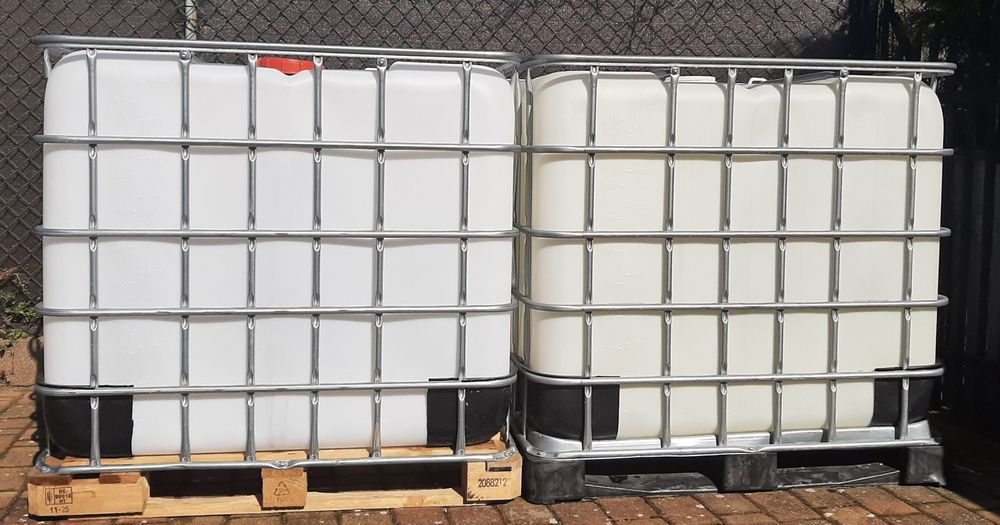 Zbiorniki MAUSER 1000l,