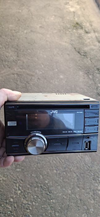 Магнитола JVC KW-R400