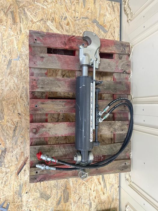 Łącznik hydrauliczny Cat 3 Kategorii 3 złożony 63 cm