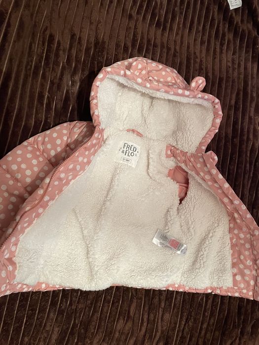 Тепла куртка на холодну весну, осінь