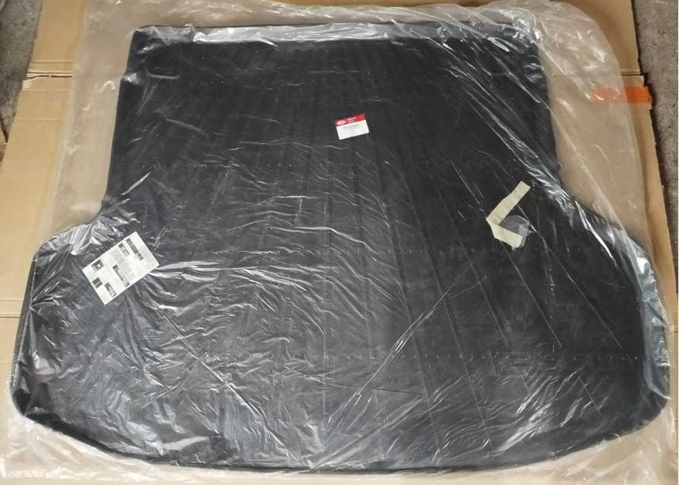 Oryginalna mata bagażnika KIA Ceed III kombi od rocznika 2018