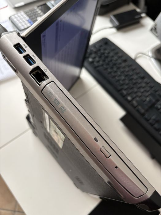 Dell Vostro Alumínio | SSD Samsung | 8GB RAM | Windows 11 Pro + Mala