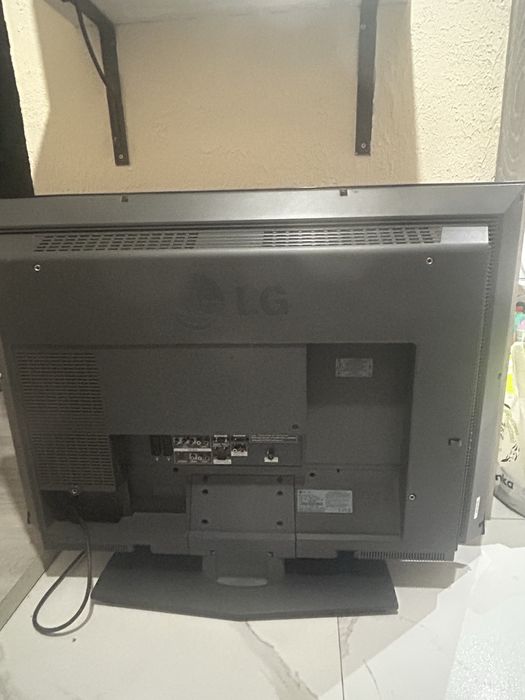 Telewizor LG 37 cali