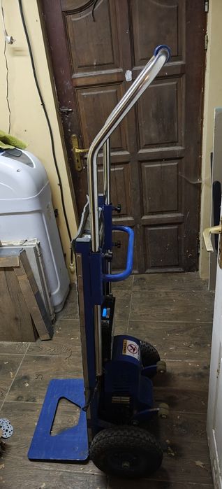 Elektryczny schodołaz towarowy do 300kg