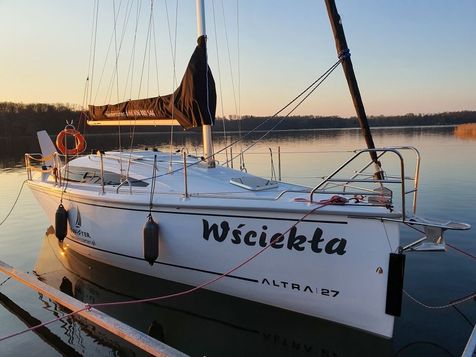 Czarter jachtów na Jezioraku, rejsy Iława Jeziorak