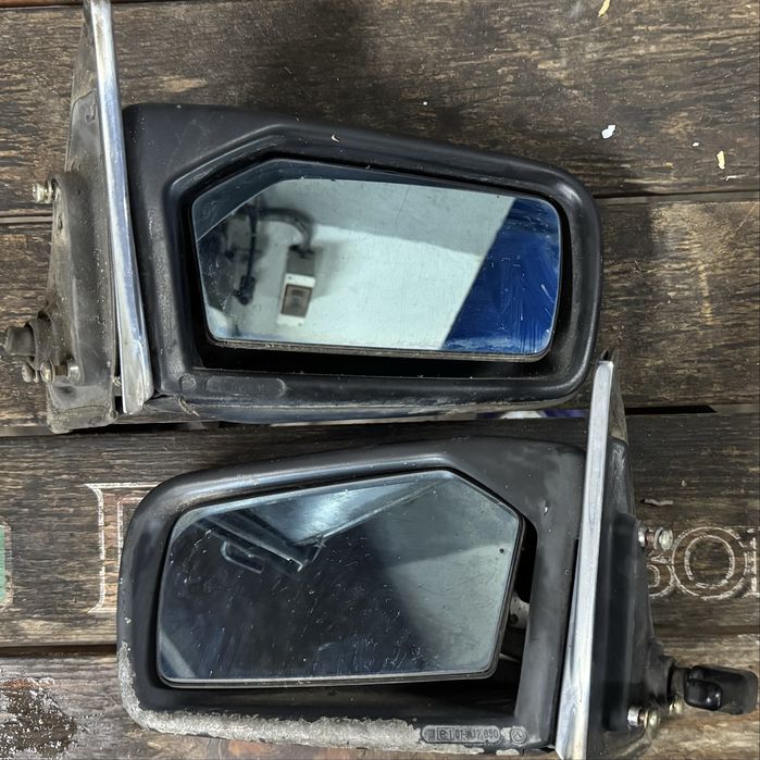 Mercedes Benz W123 Дзеркало бічне заднього виду