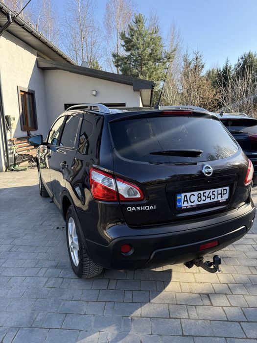 Nissan Qashqai J10