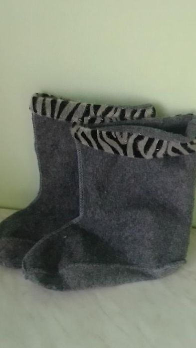 Гумові чоботи з утеплювачем нові