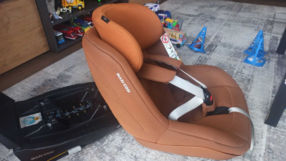 Fotelik Maxi-Cosi Pearl Pro2 i-Size + baza