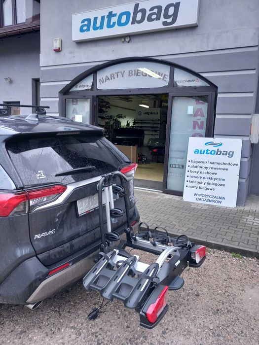 Platforma rowerowa na 3 rowery Thule VeloCompact 926 - godna polecenia, lekki, kompaktowy bagażnik. Możliwość dostawki na 4 rower
