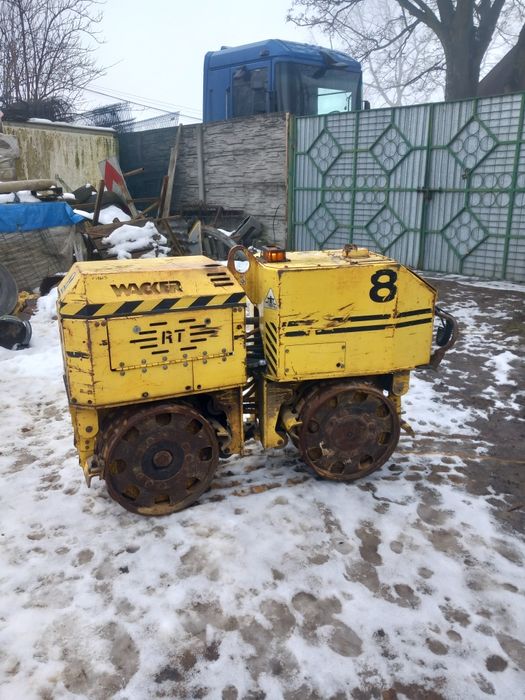 Walec okołkowany Neuson Wacker