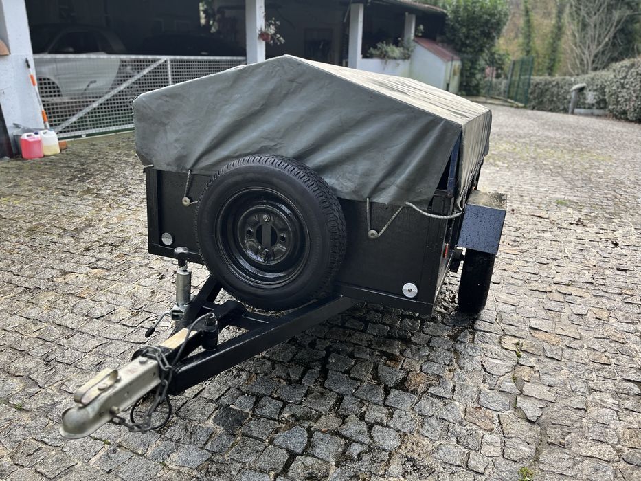 Atrelado 750kg como novo