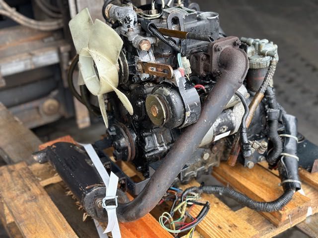 YANMAR 2TN66L silnik 2 cylindry do minikoparki do remontu
