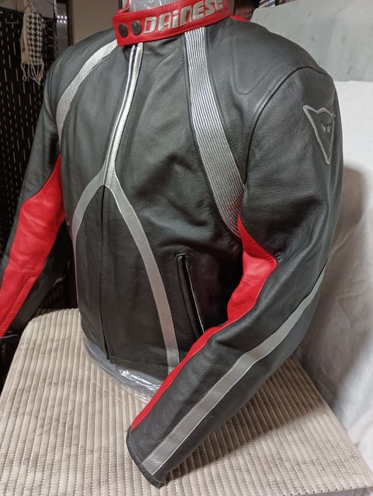 Ocasião (novas entradas em vestuário motard)