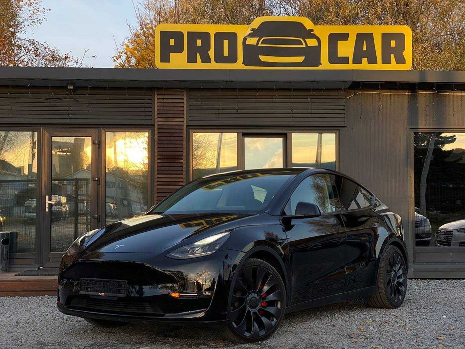 Tesla Model Y 2022 Performance
