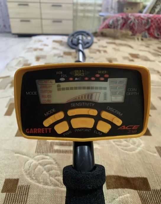 Металошукач Garrett Ace 250 Металлоискатель Аська