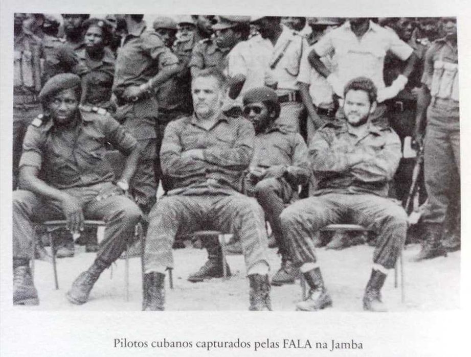 Angola - MAL ME QUEREM, de Miguel N'Zau Puna - Lisboa 2019