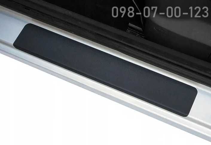 Захисна плівка защитная пленка наклейки на пороги на всі авто 200грн