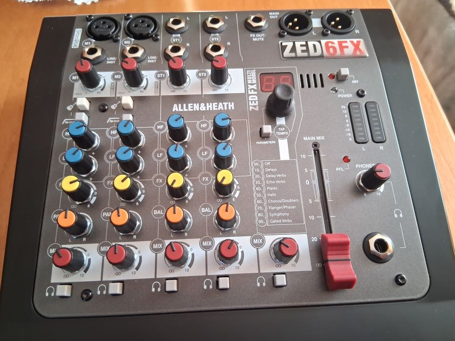 Mikser Allen Heath ZED 6 fx