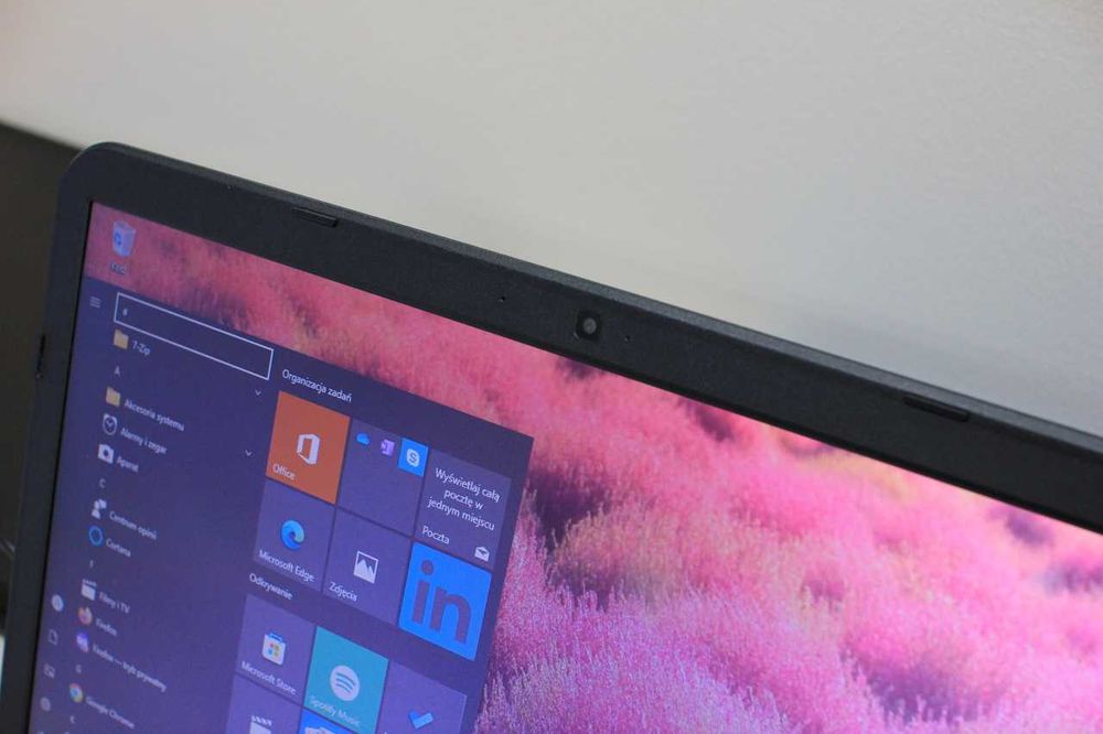 Laptop Dell z Ekranem 15,6" i5/8/HD Gwarancja 12 miesięcy