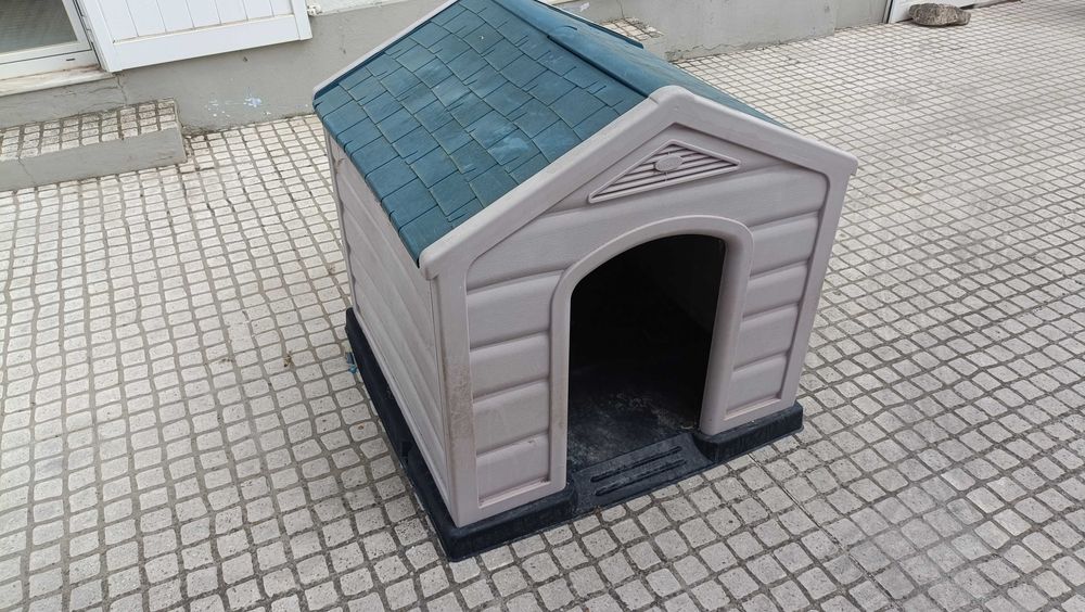 Casa para cão em bom estado