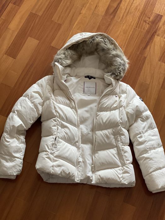 Casaco de penas Tommy Hilfiger igual a novo criança 12 anos